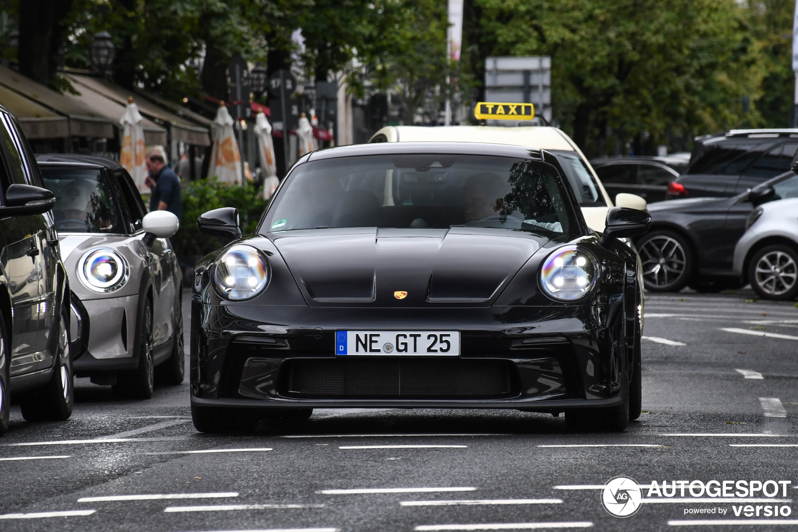 Porsche 992 GT3 Touring