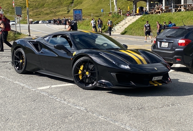 Ferrari 488 Pista