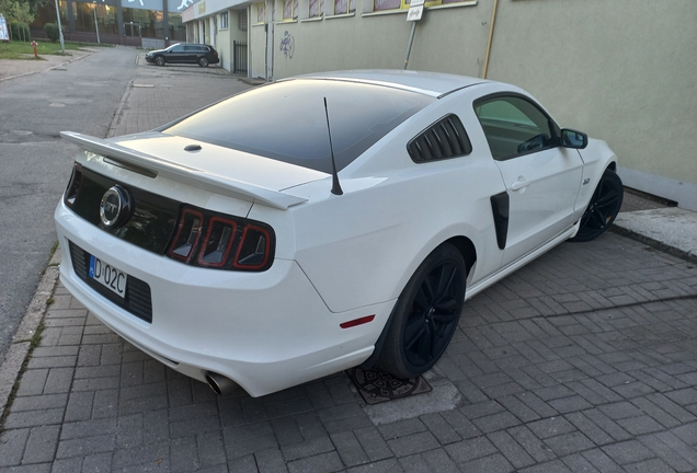 Ford Mustang GT 2013