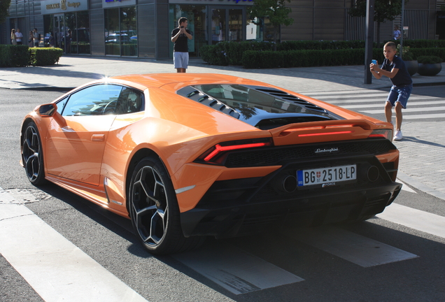 Lamborghini Huracán LP640-4 EVO