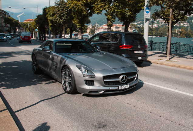 Mercedes-Benz SLS AMG