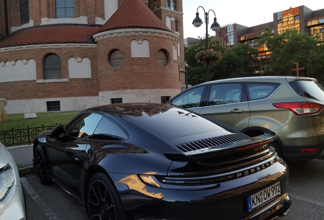 Porsche 992 Turbo