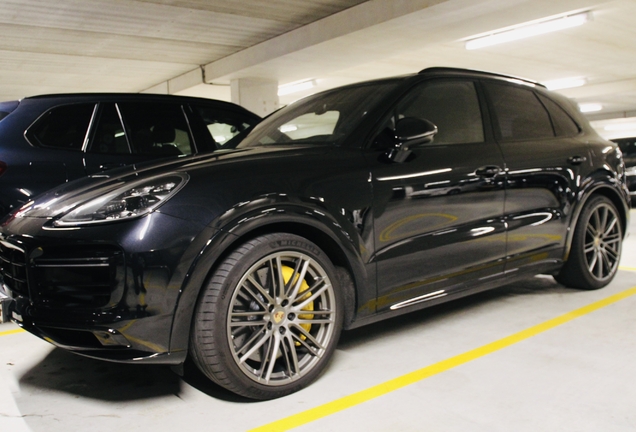 Porsche Cayenne Turbo S E-Hybrid