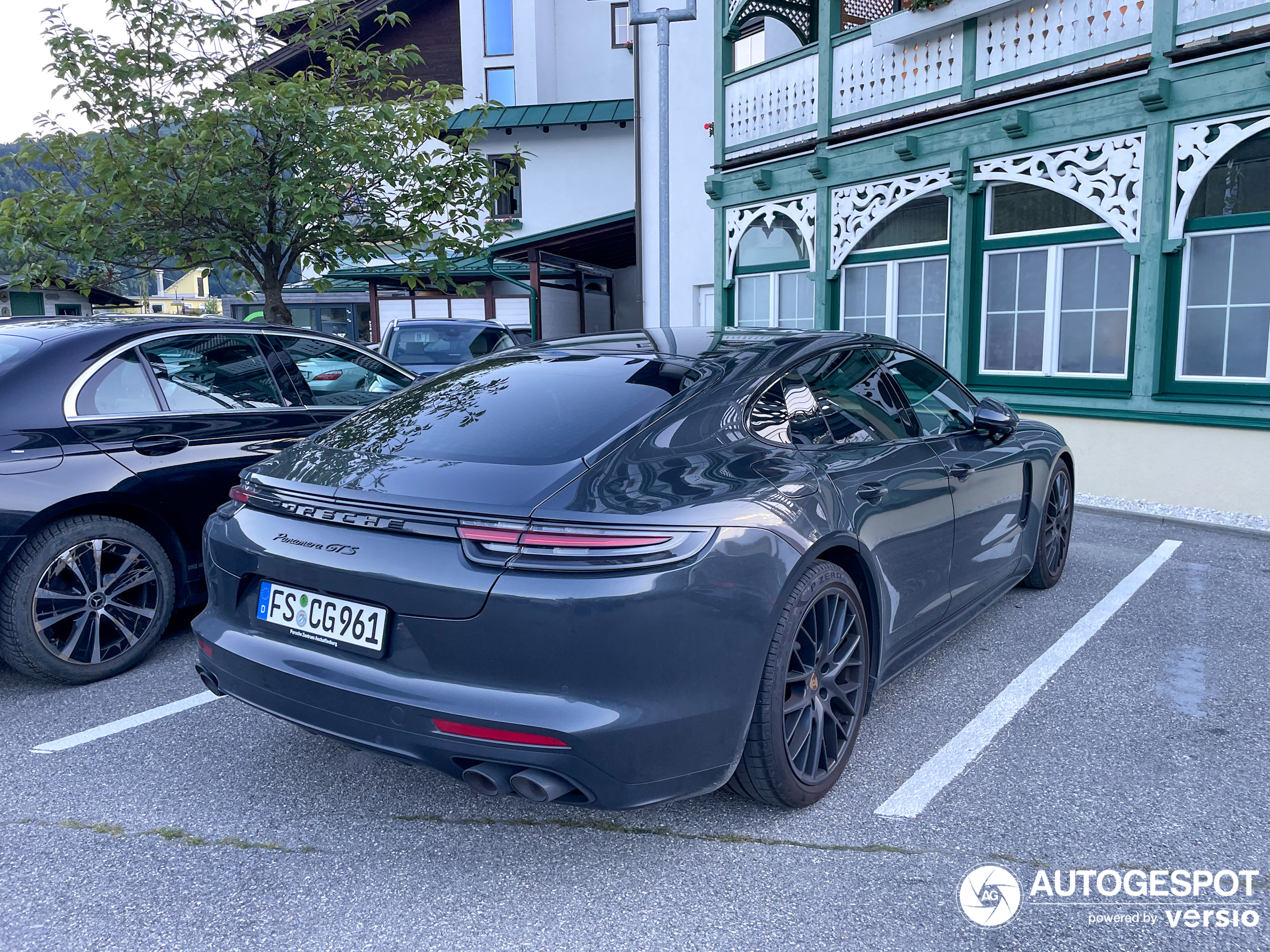 Porsche 971 Panamera GTS MkI