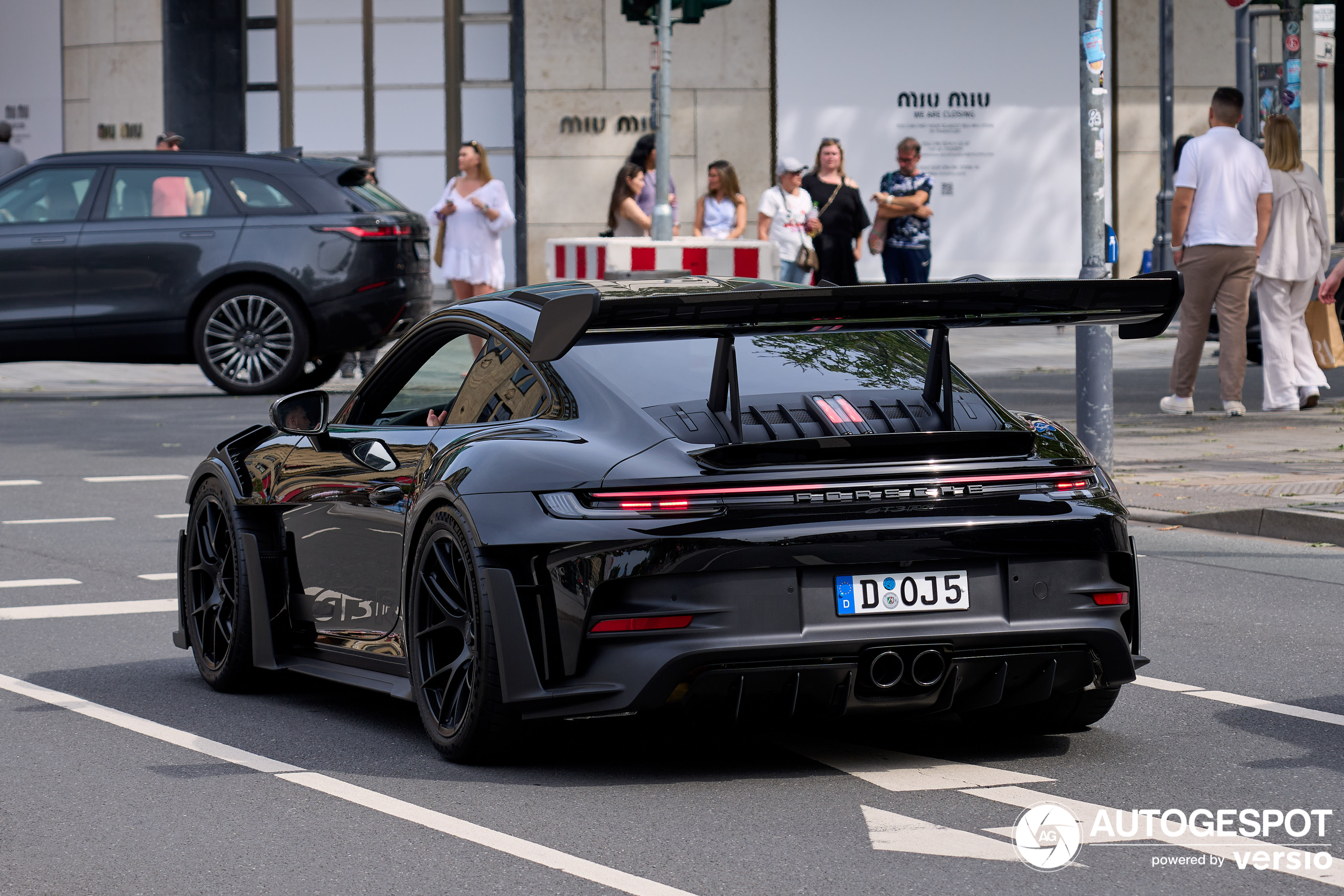 Porsche 992 GT3 RS Weissach Package