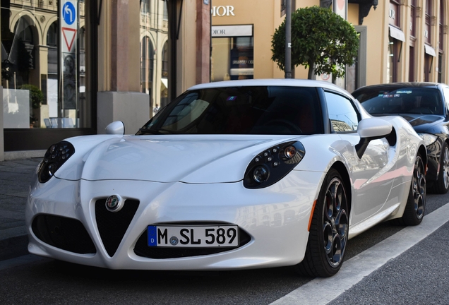 Alfa Romeo 4C Coupé