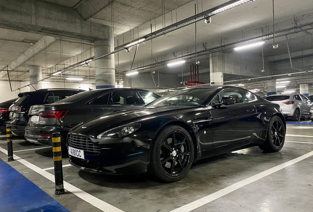 Aston Martin V8 Vantage