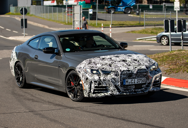 BMW M440i 2025