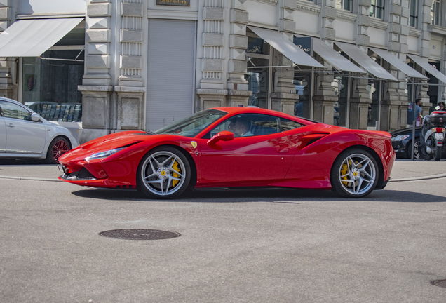 Ferrari F8 Tributo