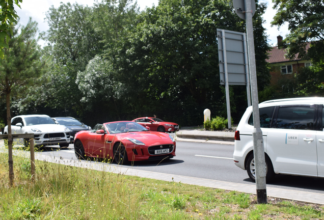 Jaguar F-TYPE R Convertible