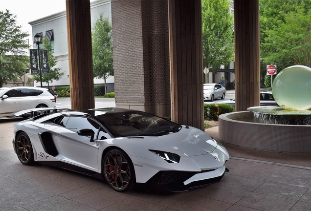 Lamborghini Aventador LP750-4 SuperVeloce Roadster