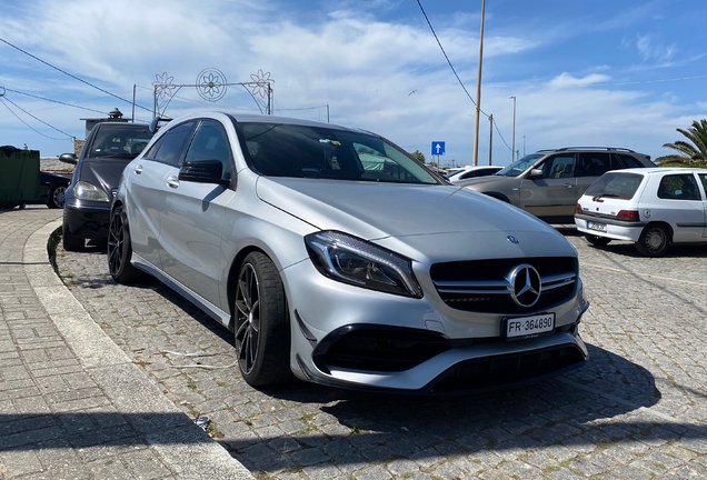 Mercedes-AMG A 45 W176 2015