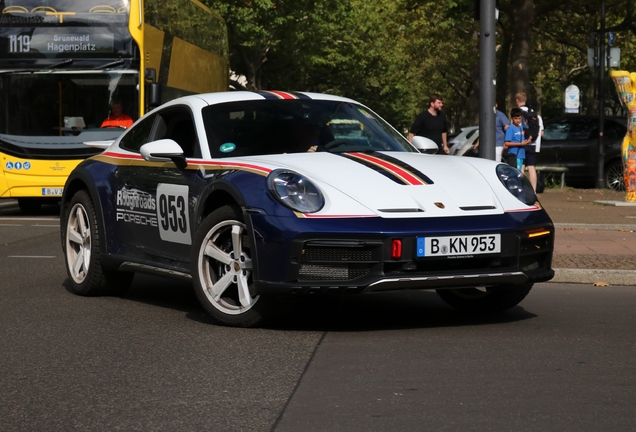 Porsche 992 Dakar