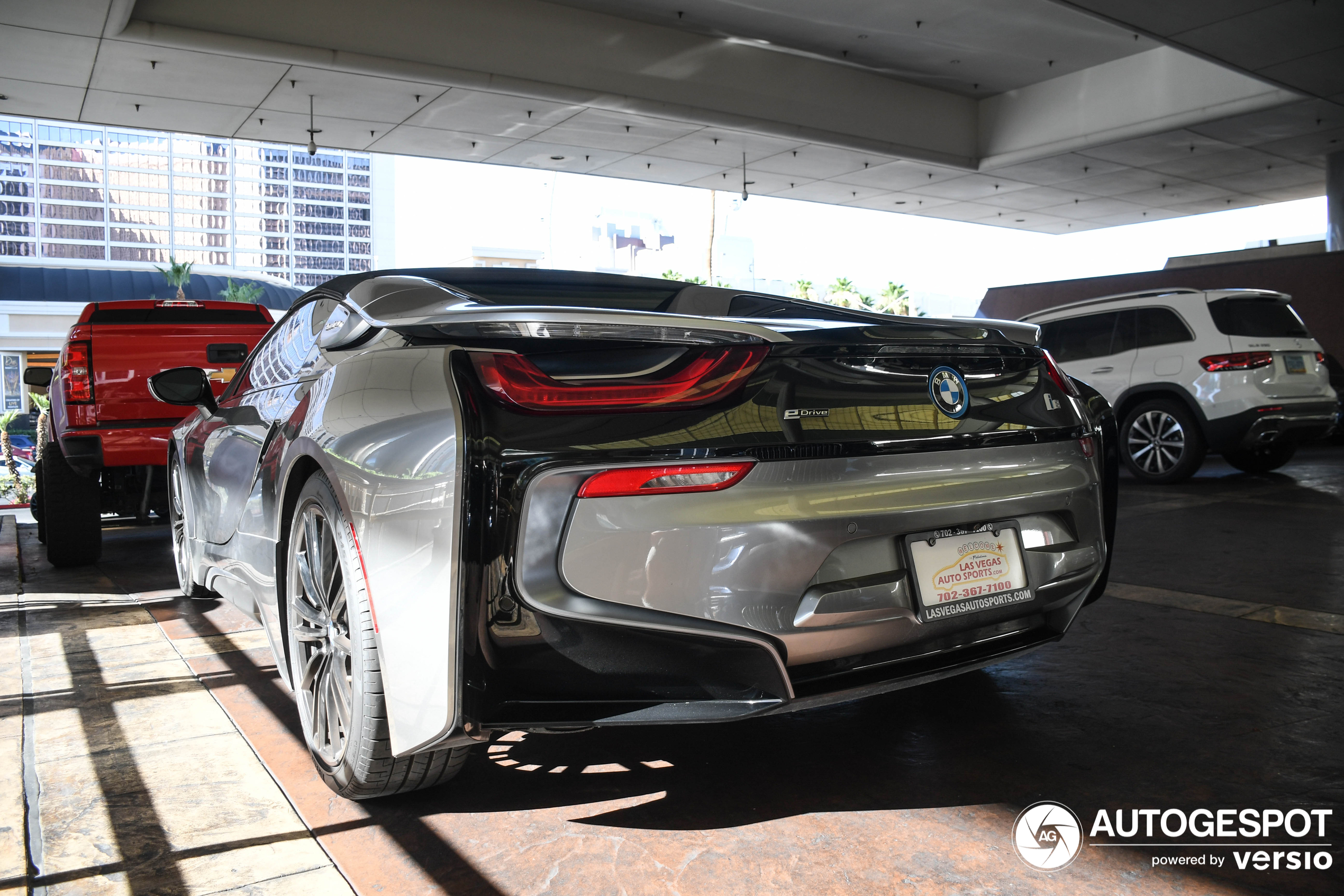 BMW i8 Roadster