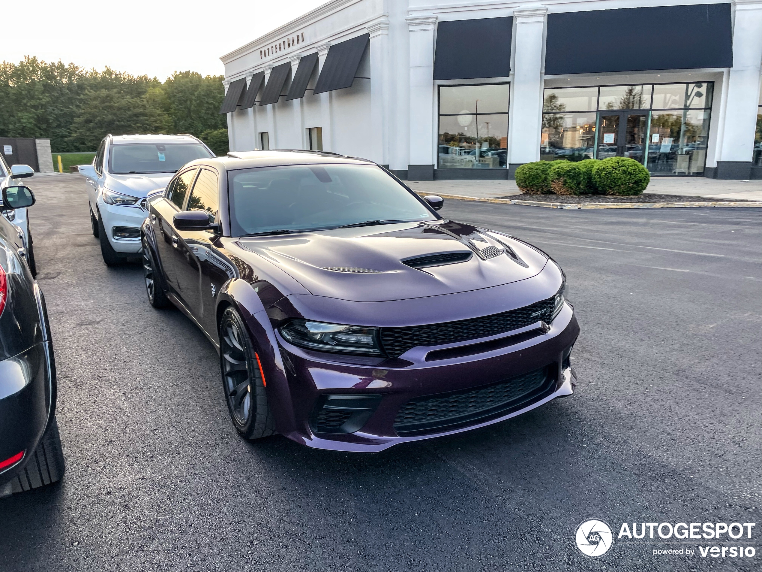 Dodge Charger SRT Hellcat Widebody