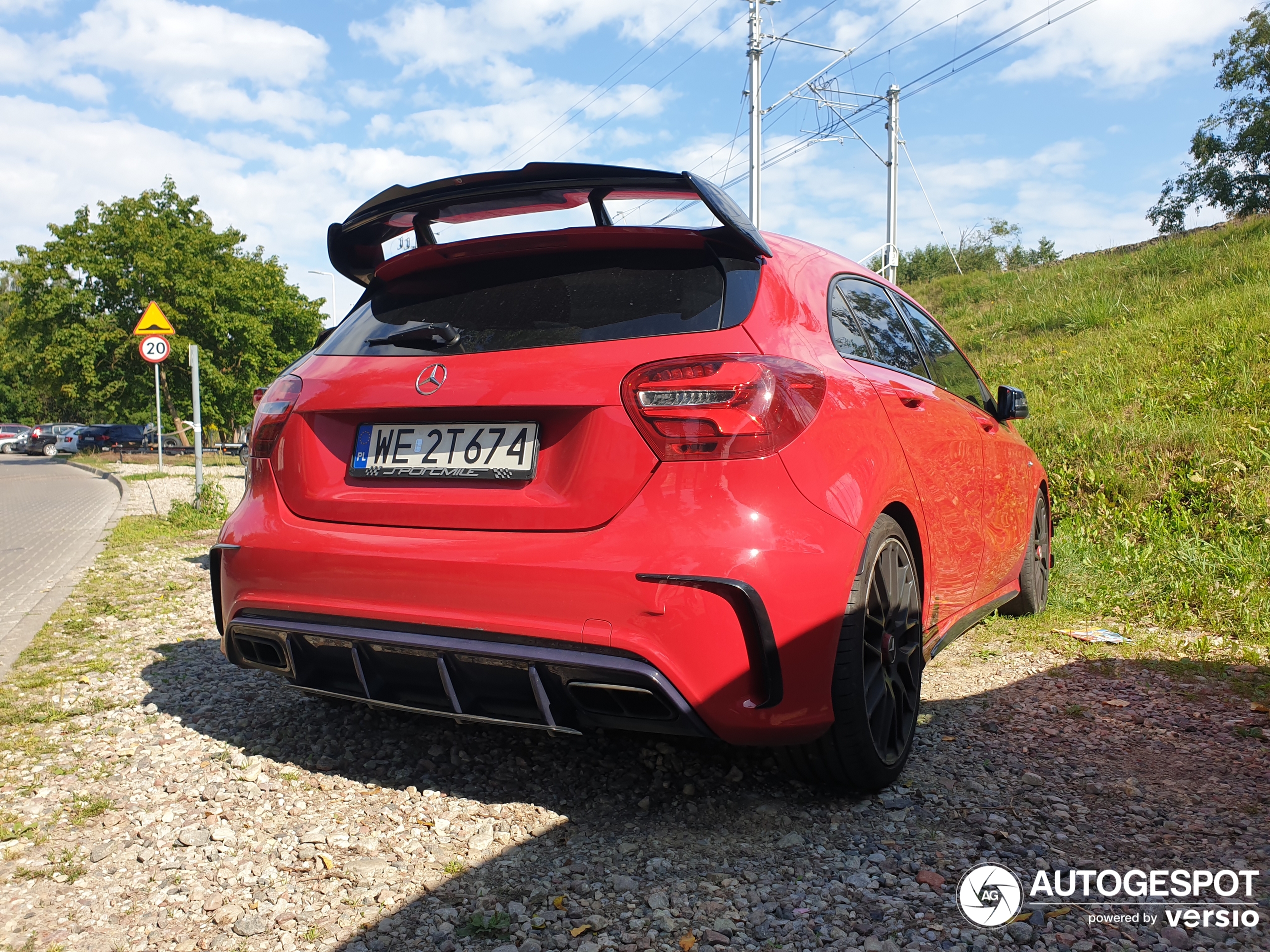 Mercedes-AMG A 45 W176 2015