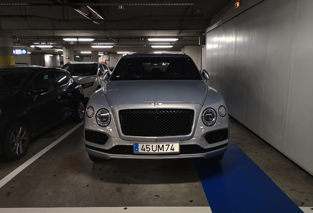 Bentley Bentayga V8