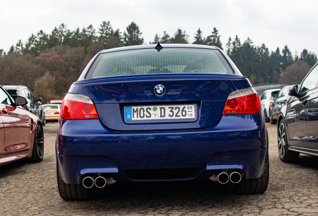 BMW M5 E60 2007