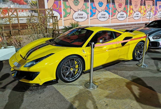 Ferrari 488 Pista