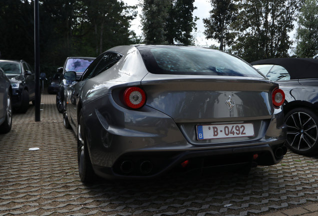 Ferrari FF