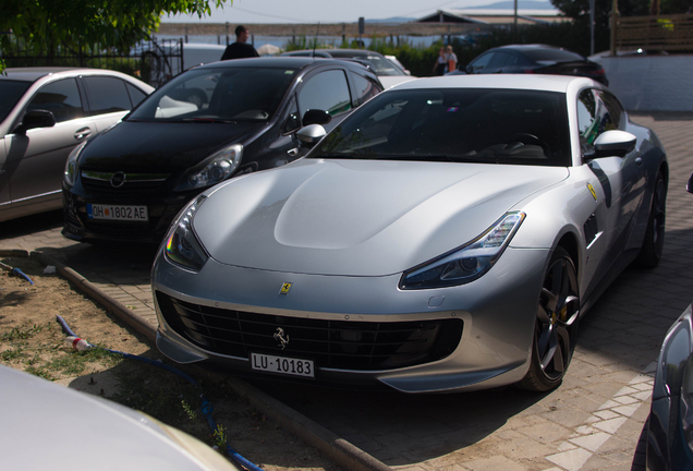 Ferrari GTC4Lusso T