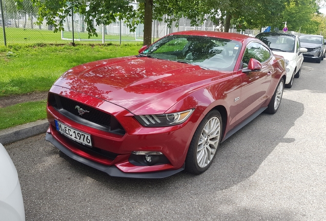 Ford Mustang GT 2015