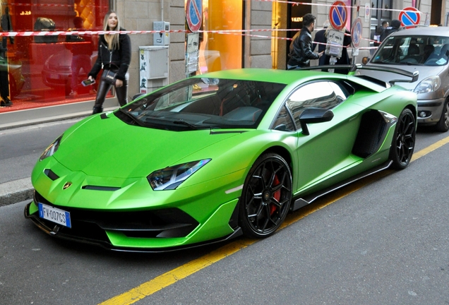 Lamborghini Aventador LP770-4 SVJ