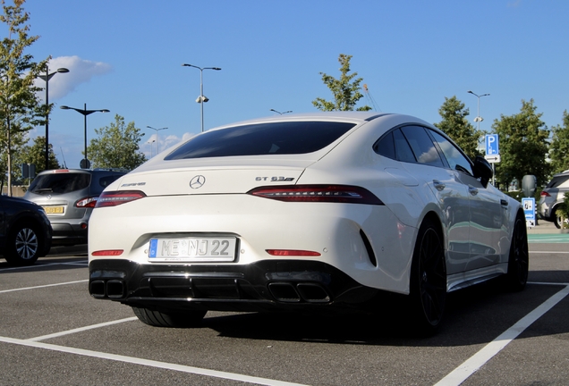 Mercedes-AMG GT 63 S X290