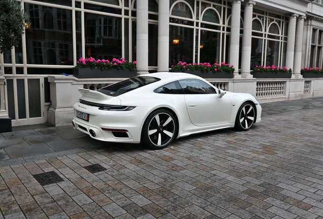 Porsche 992 Sport Classic