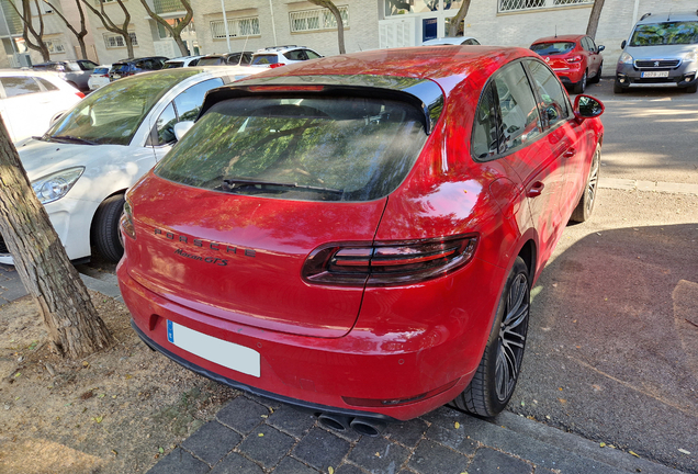 Porsche 95B Macan GTS