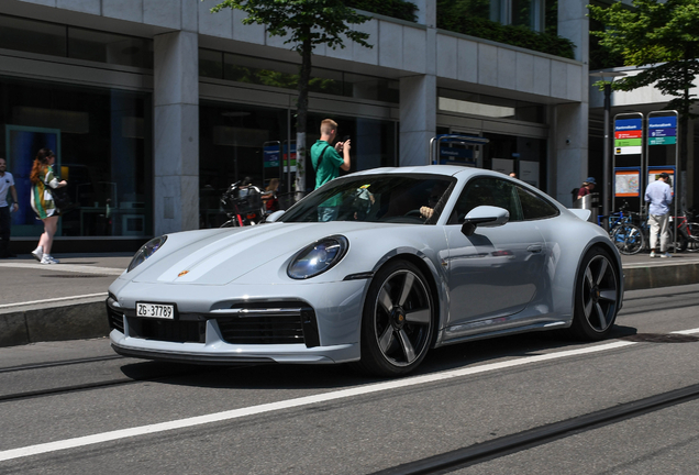 Porsche 992 Sport Classic