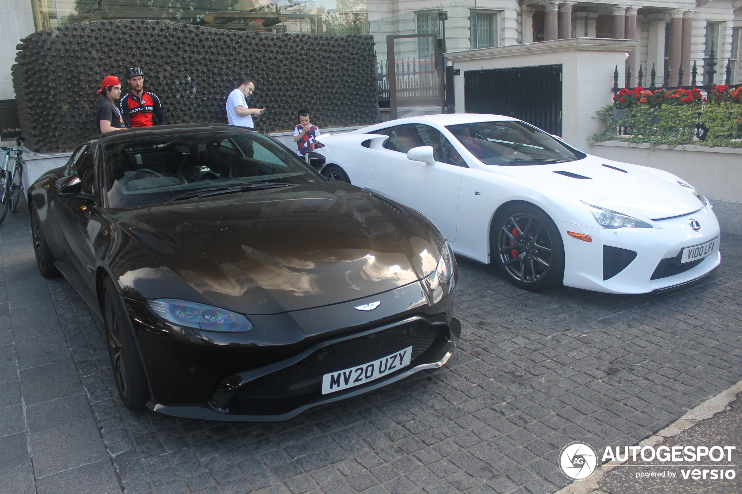 Aston Martin V8 Vantage 2018