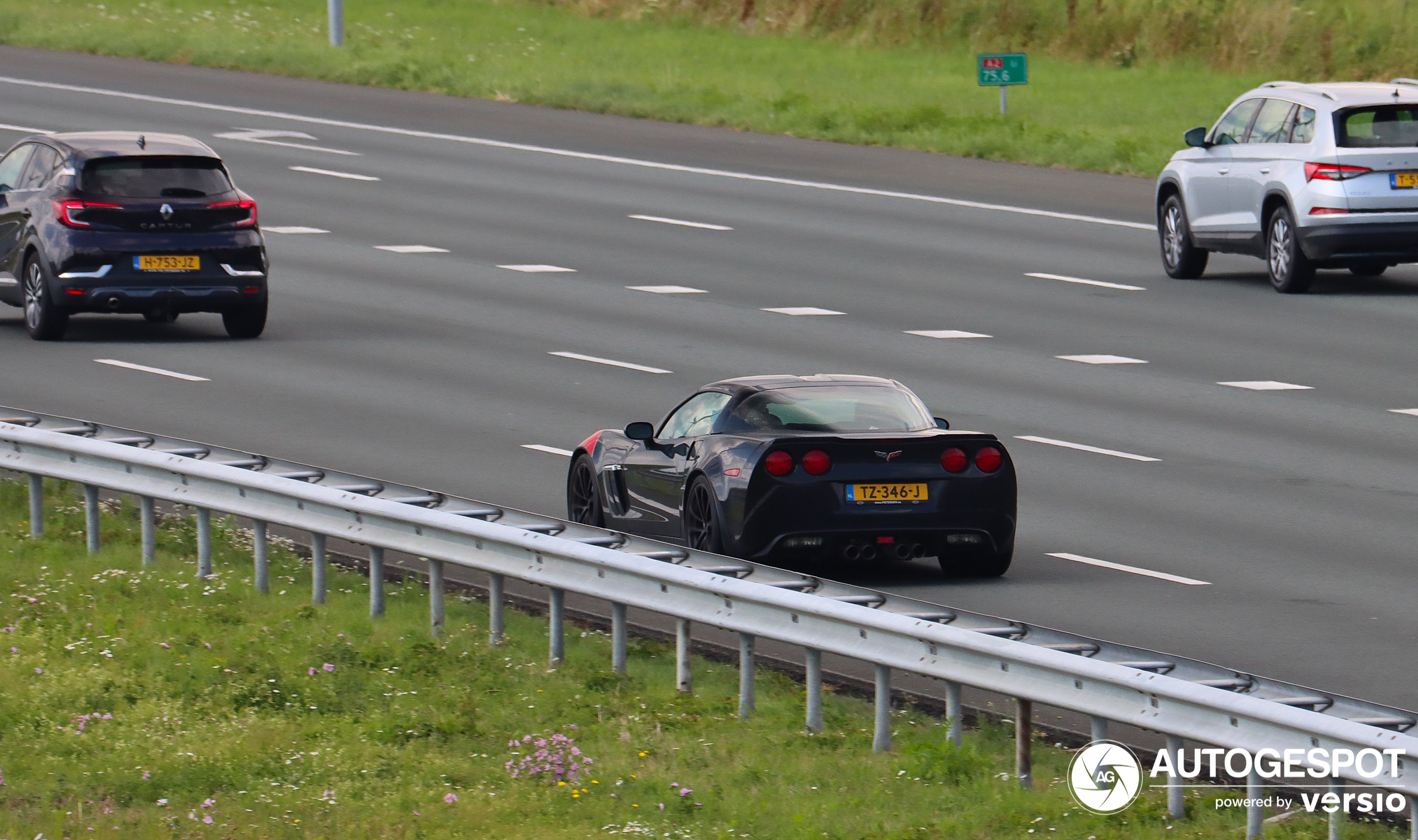 Chevrolet Corvette C6 Grand Sport