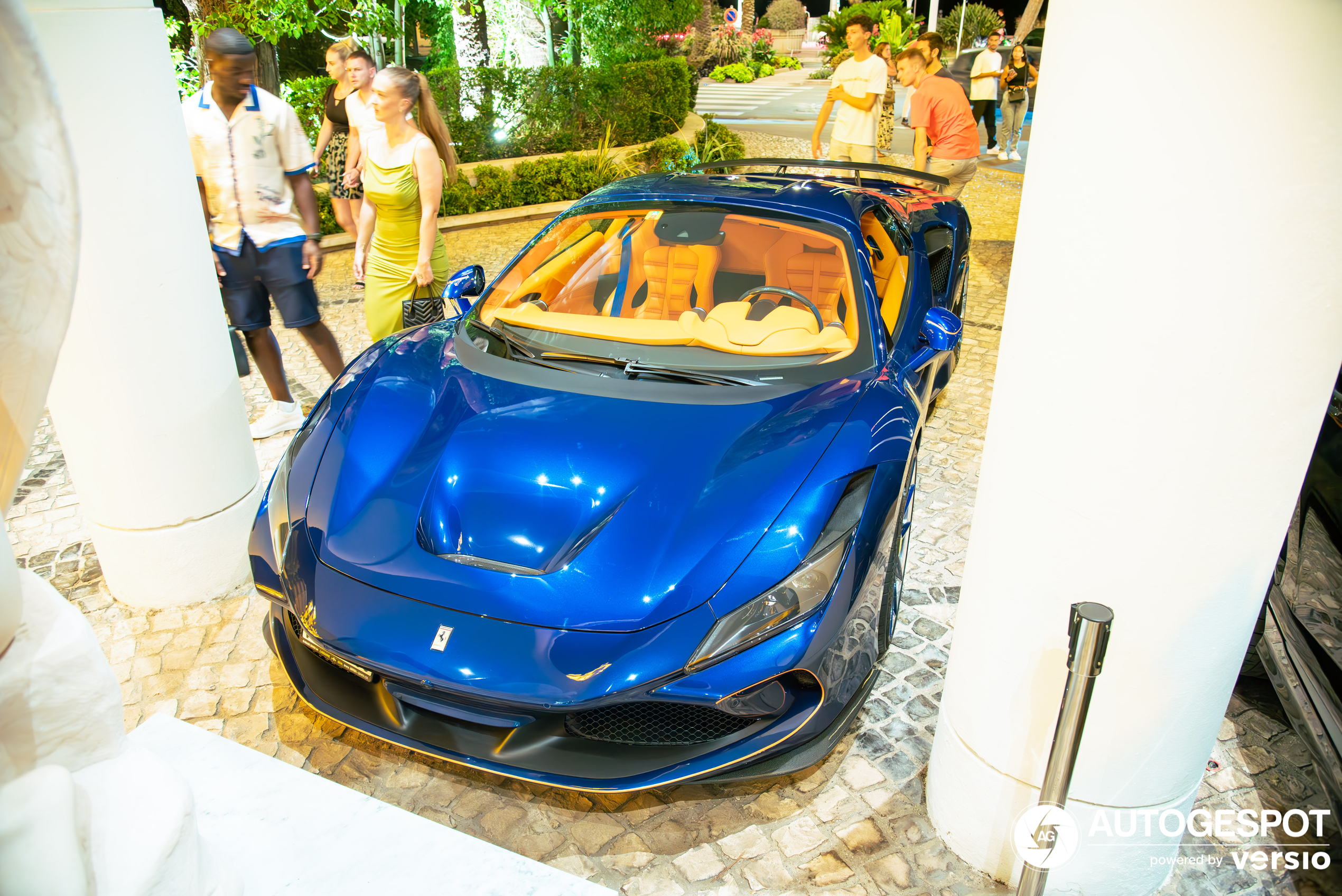 Ferrari F8 Spider Novitec Rosso