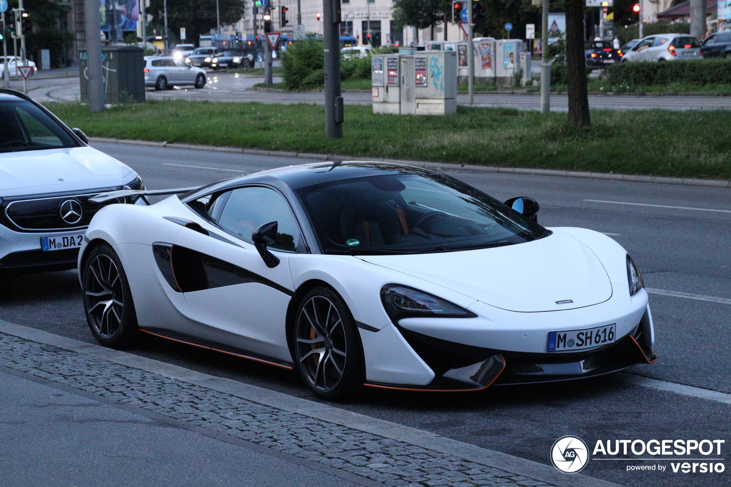 McLaren 570S