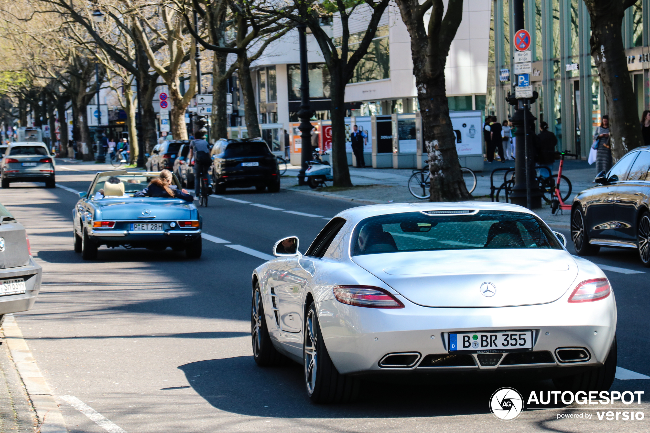 Mercedes-Benz SLS AMG