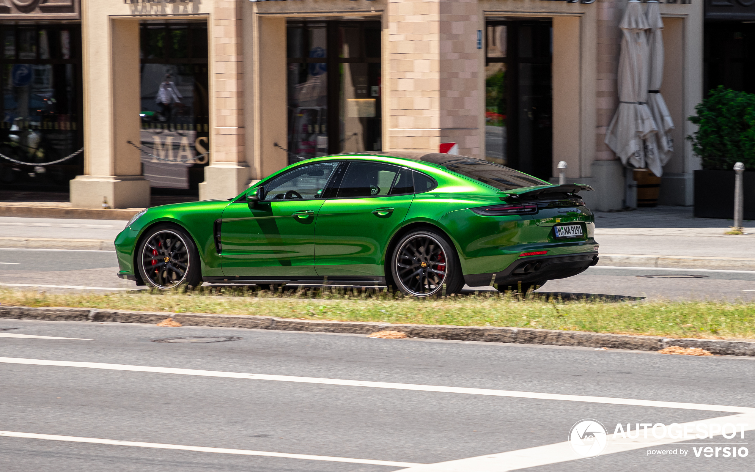 Porsche 971 Panamera Turbo S E-Hybrid