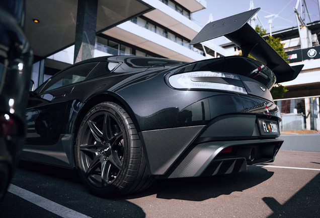 Aston Martin Vantage GT12