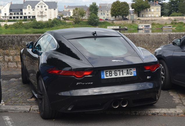 Jaguar F-TYPE S Coupé British Design Edition