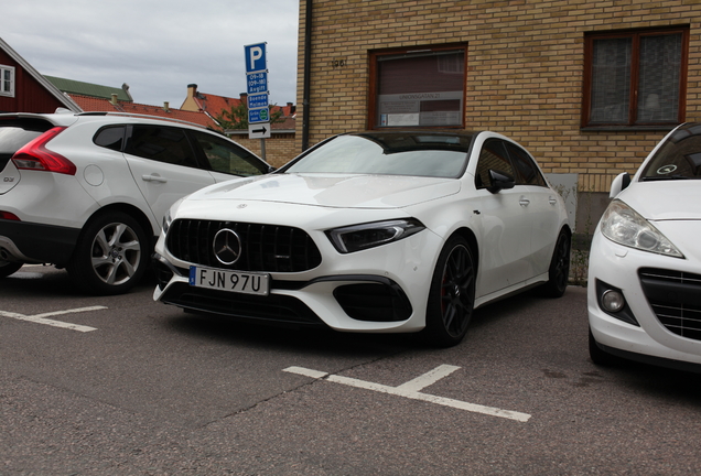 Mercedes-AMG A 45 S W177