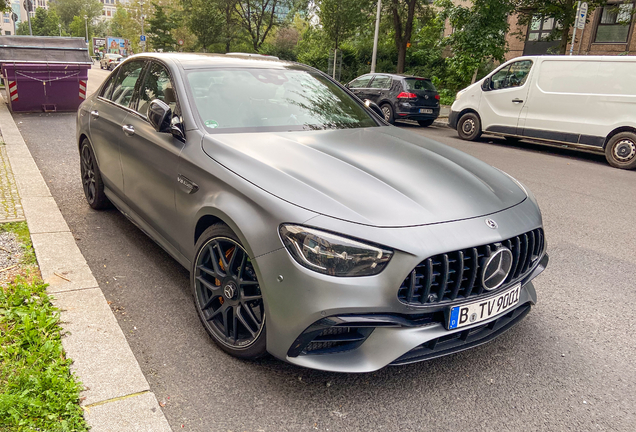 Mercedes-AMG E 63 S W213 2021