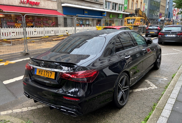 Mercedes-AMG E 63 S W213 2021