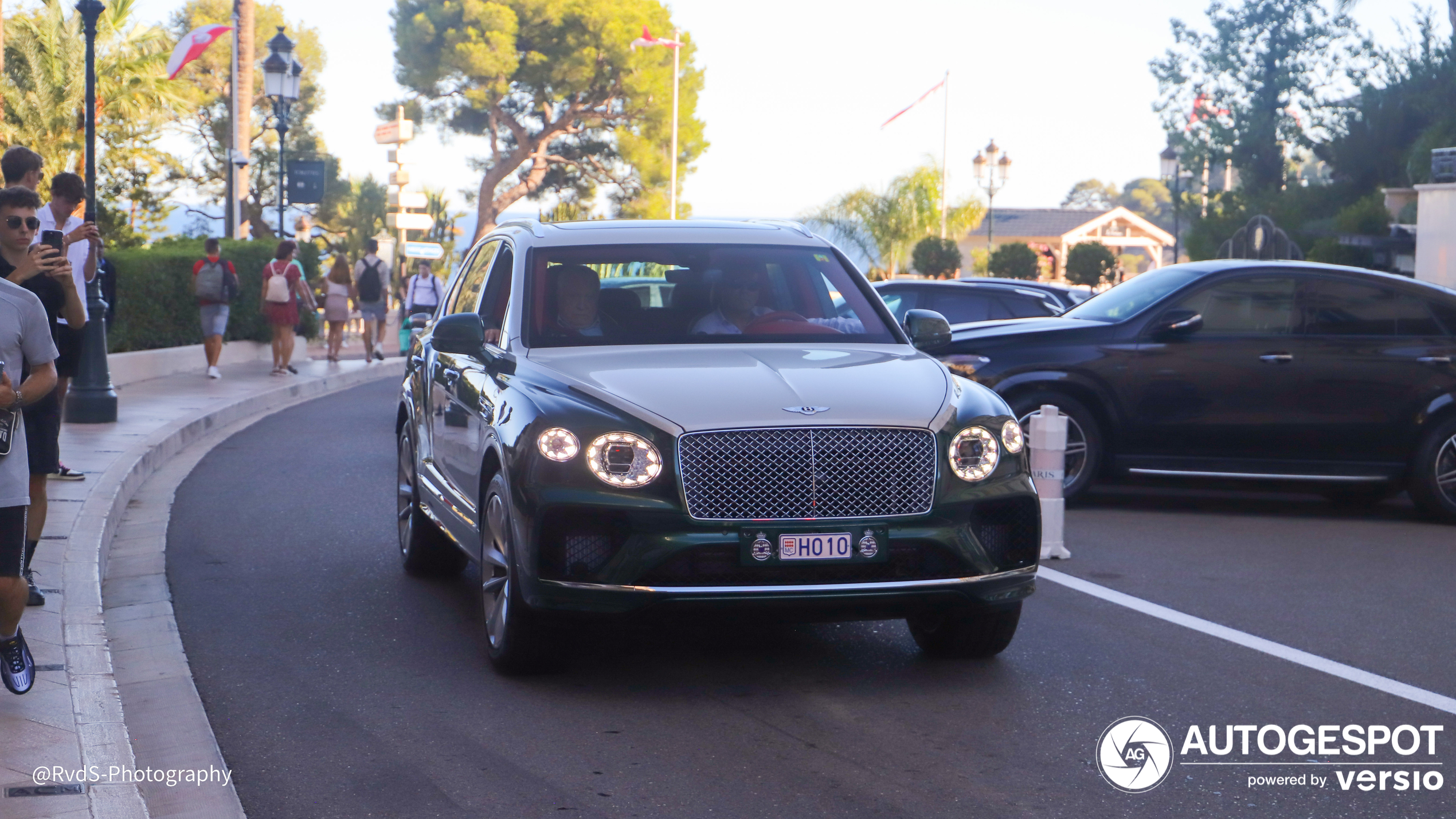 Bentley Bentayga Hybrid 2021