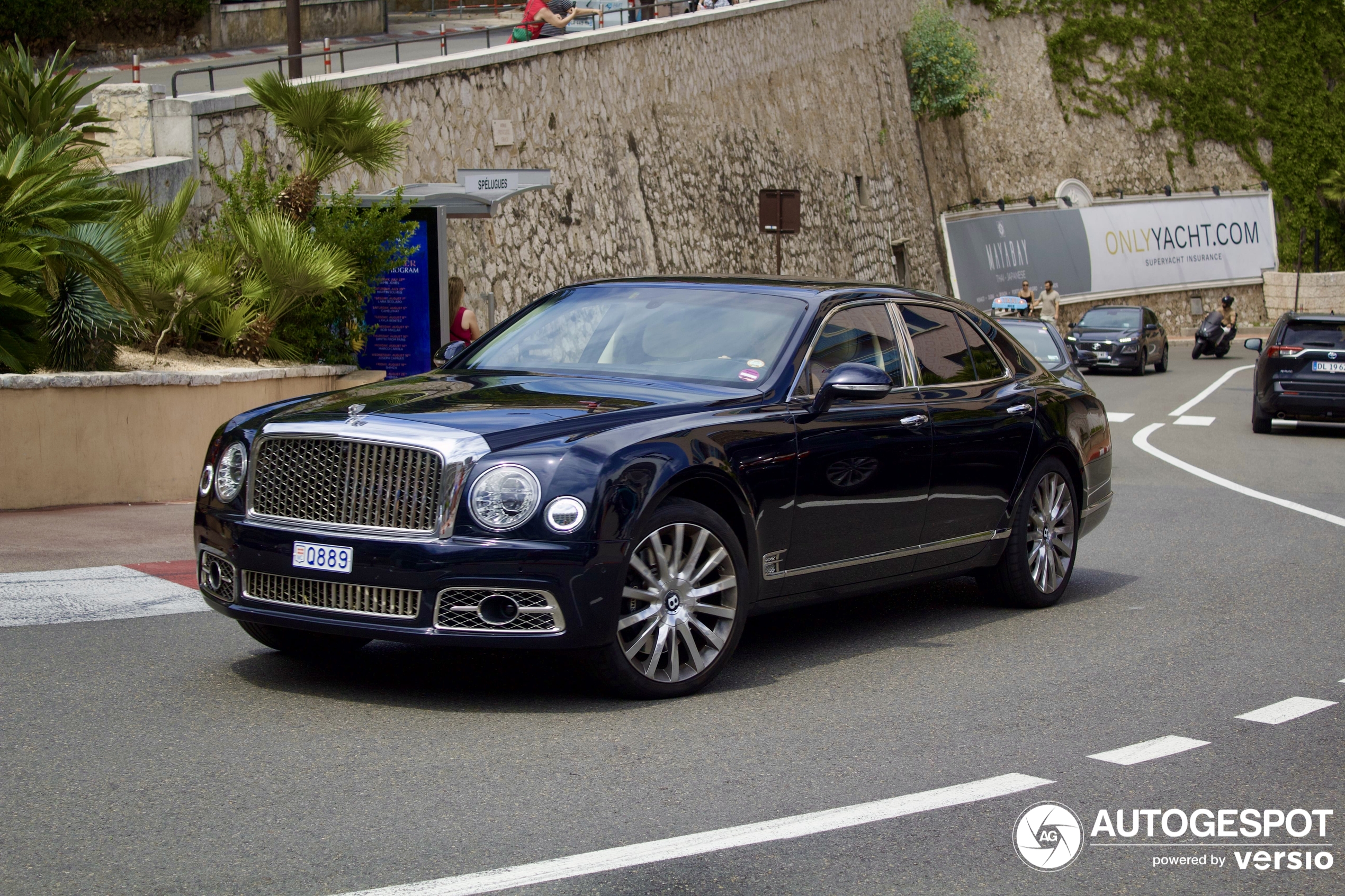 Bentley Mulsanne 2016