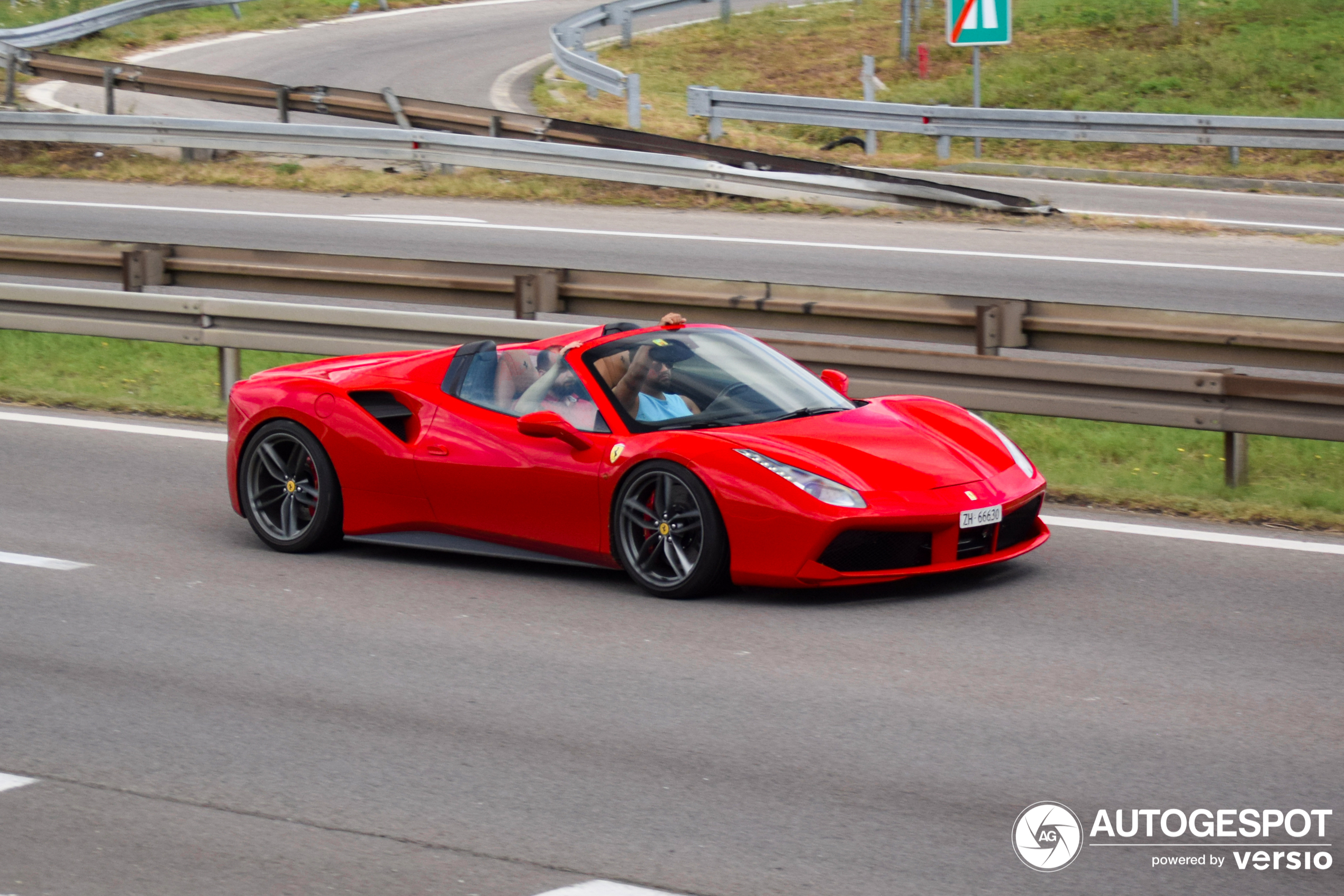 Ferrari 488 Spider