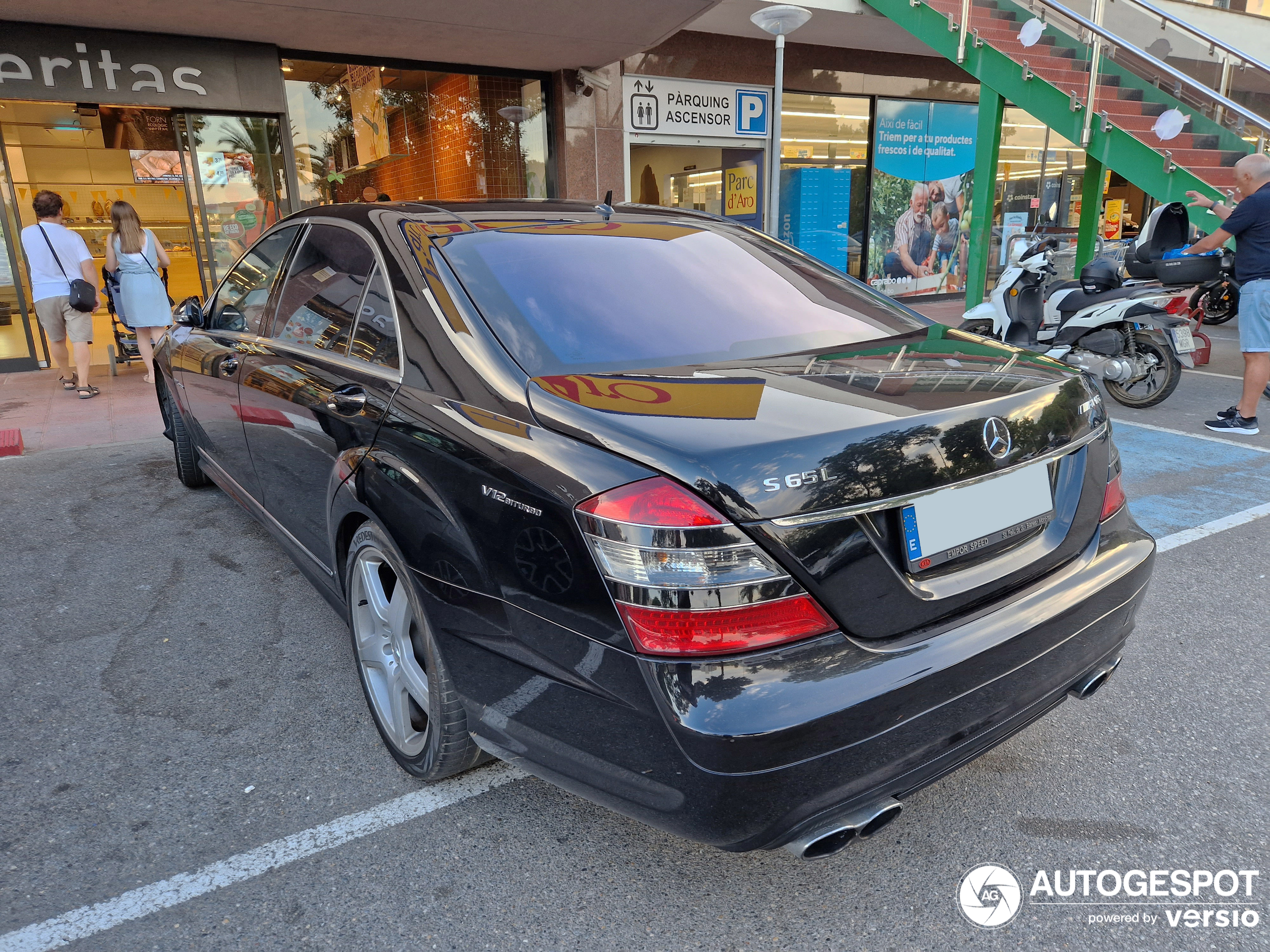 Mercedes-Benz S 65 AMG V221