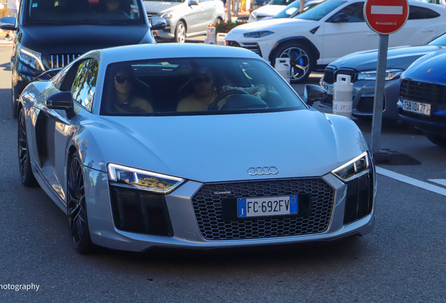 Audi R8 V10 Plus 2015