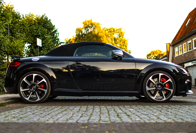 Audi TT-RS Roadster 2017