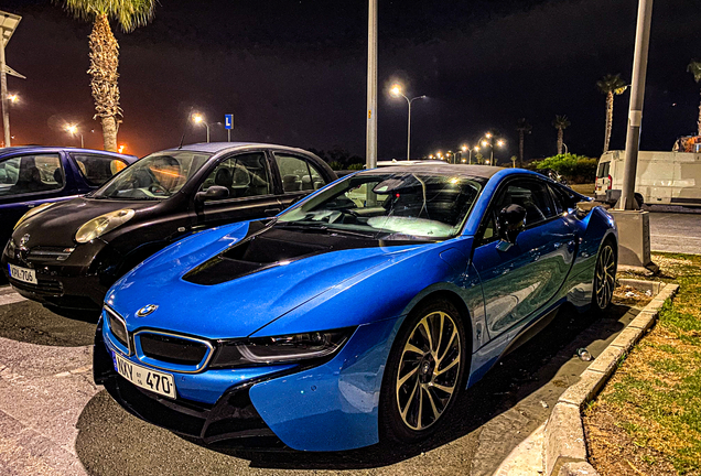 BMW i8