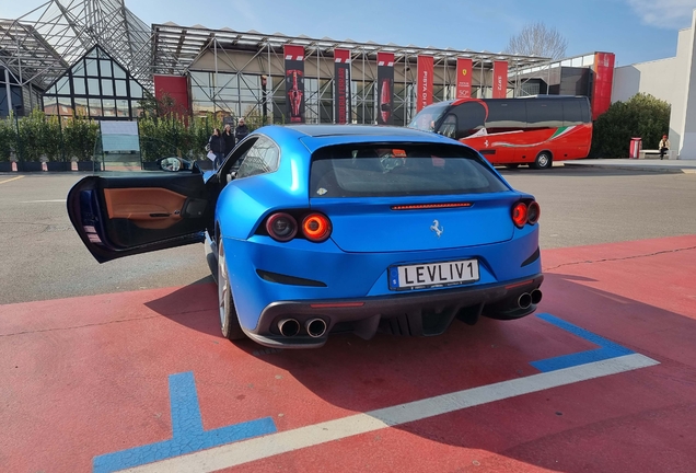 Ferrari GTC4Lusso